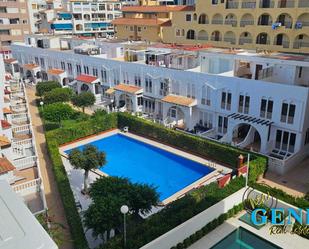 Piscina de Pis en venda en Torrevieja amb Aire condicionat i Balcó