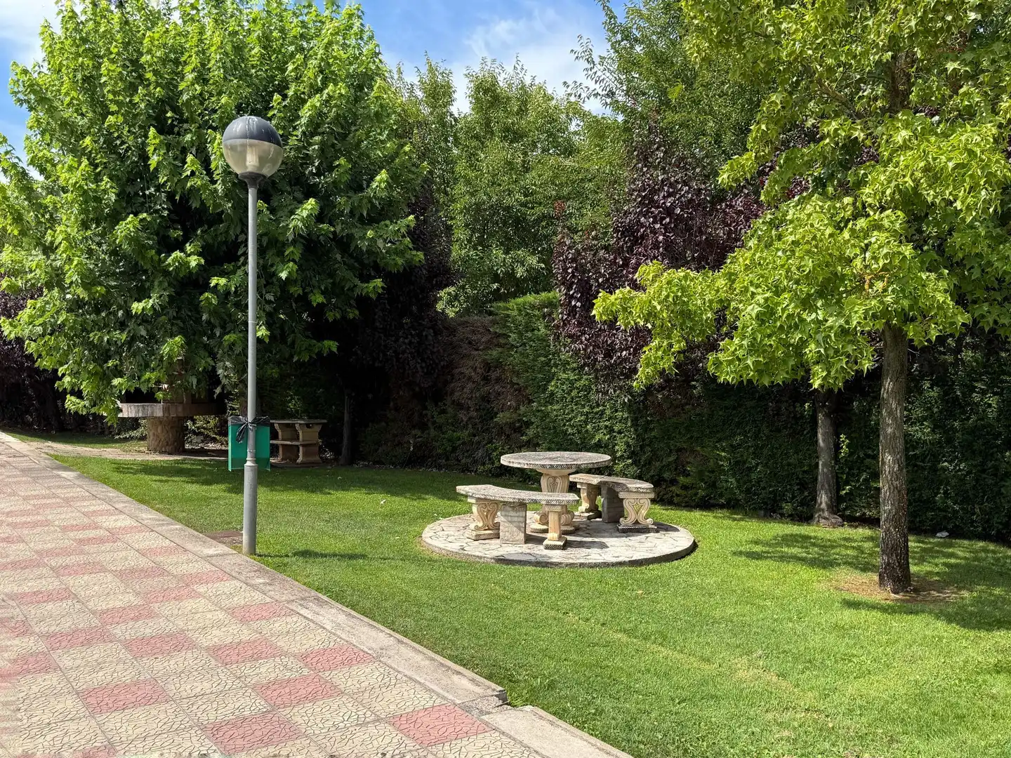 Jardín de Casa adosada en venta en Lardero con Aire acondicionado, Calefacción y Jardín privado