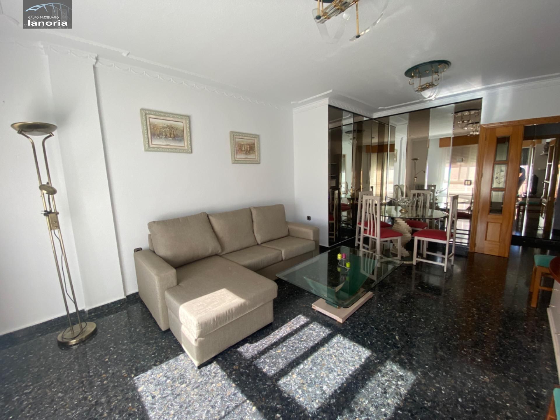 Flat to rent in Calle CORDOBA, San Pablo