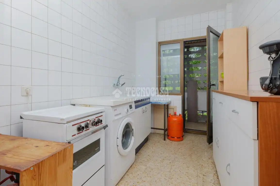 Kitchen of Flat for sale in Madrid  with Heating, Parquet flooring and Terrace