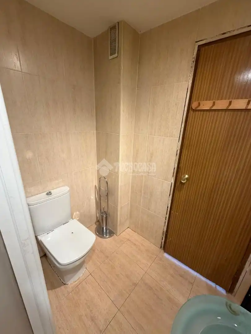 Baño de Piso en venta en Fuenlabrada con Aire acondicionado, Calefacción y Terraza