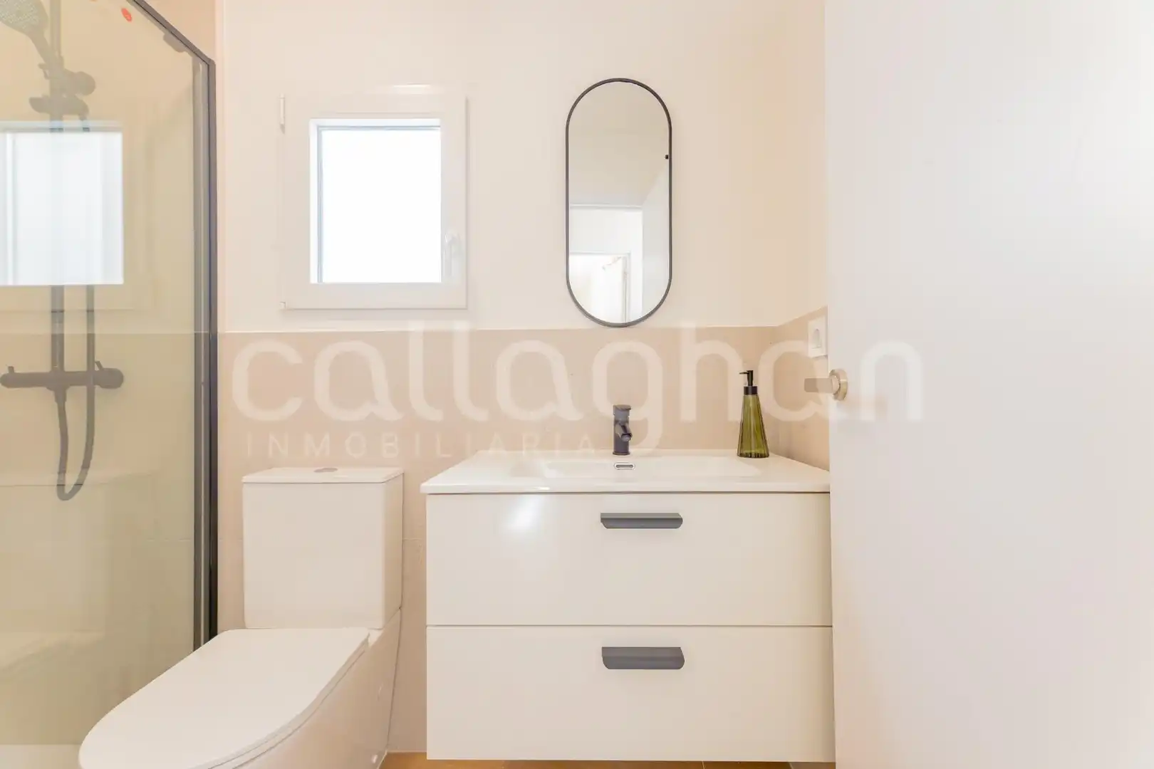 Baño de Piso en venta en Burriana / Borriana