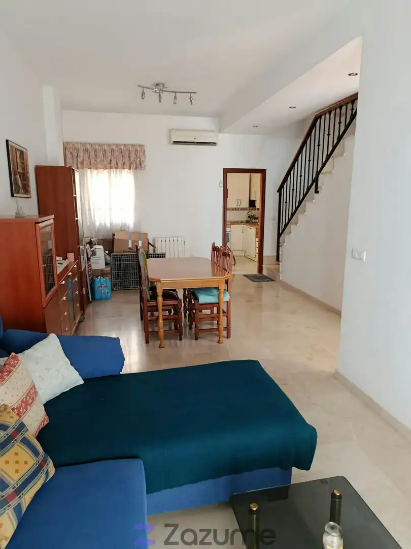 Casa o chalet de alquiler en C. el Barranco, Marchena