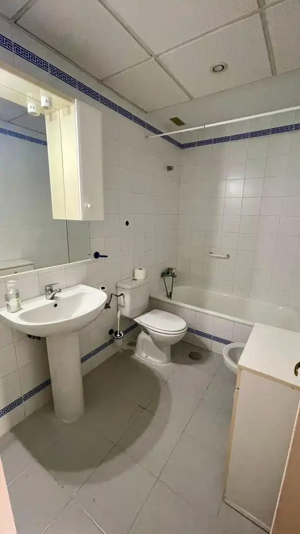 Baño de Casa adosada en venta en Gines con Aire acondicionado