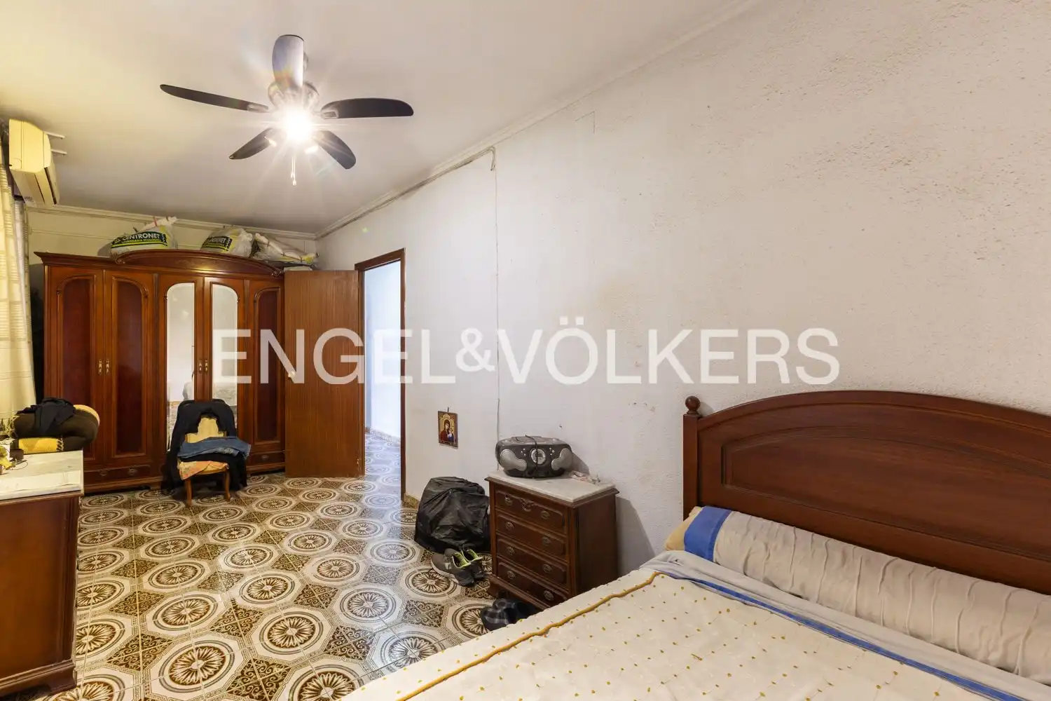 Houses for sale in Valencia  with Heating