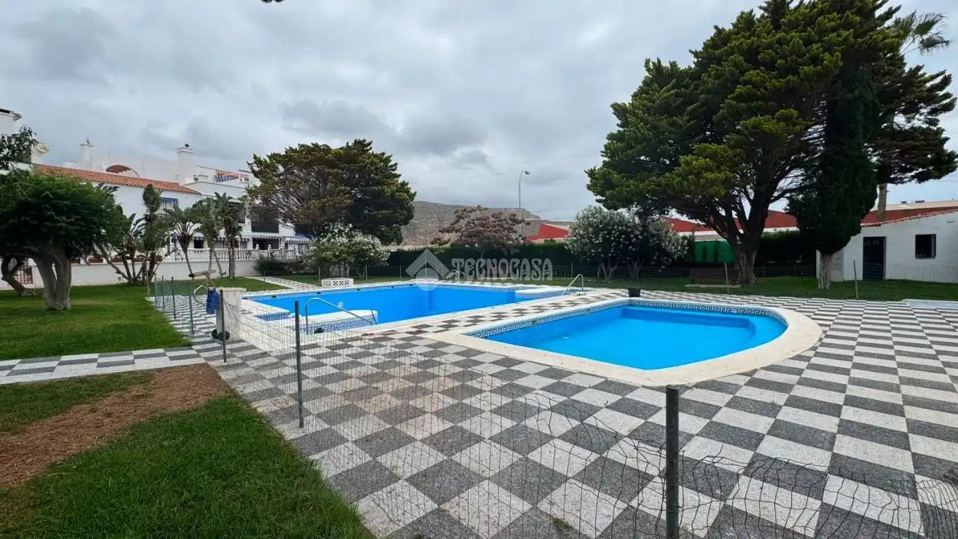 Piscina de Dúplex en venta en Motril con Terraza, Piscina y Piscina comunitaria