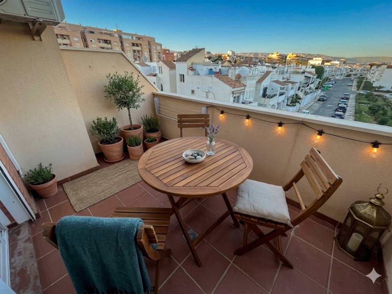 Terraza de Piso en venta en Roquetas de Mar con Aire acondicionado, Terraza y Amueblado