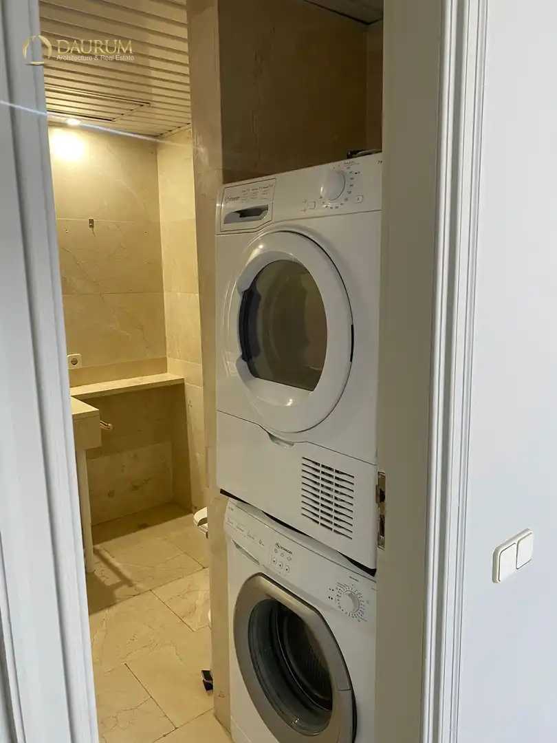 Baño de Dúplex en venta en Madrid con Aire acondicionado, Calefacción y Trastero
