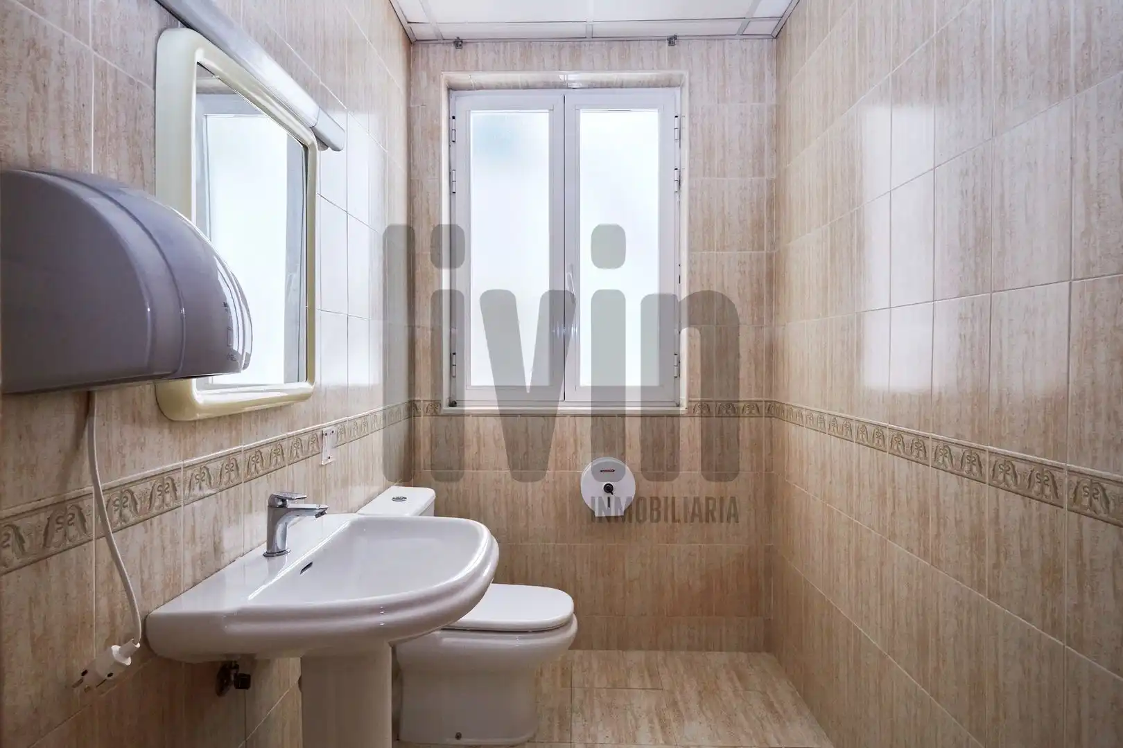 Baño de Oficina en venta en Jaén con Aire acondicionado y Calefacción