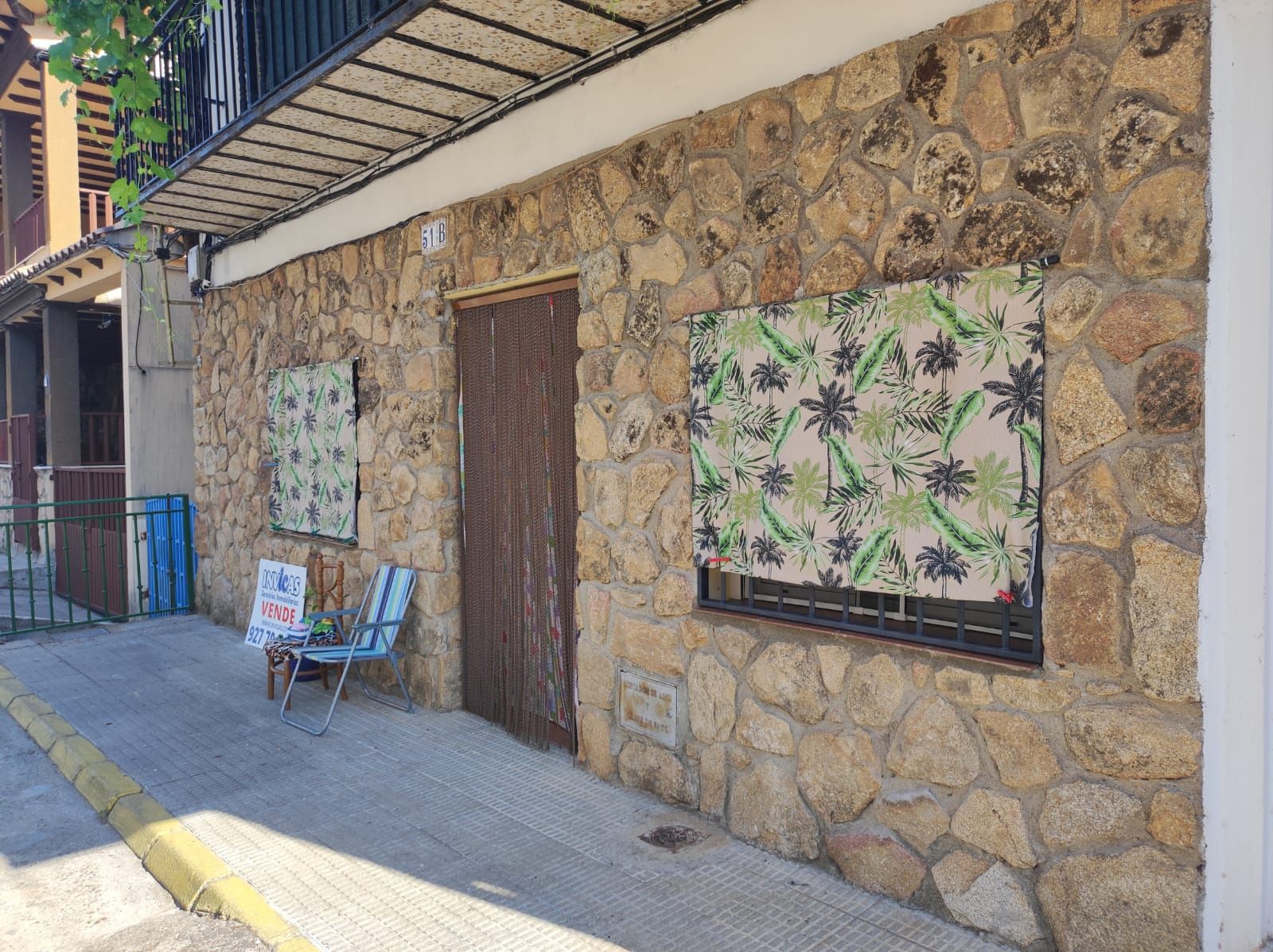 Terrassa de Dúplex en venda en Casas del Castañar amb Moblat i Balcó