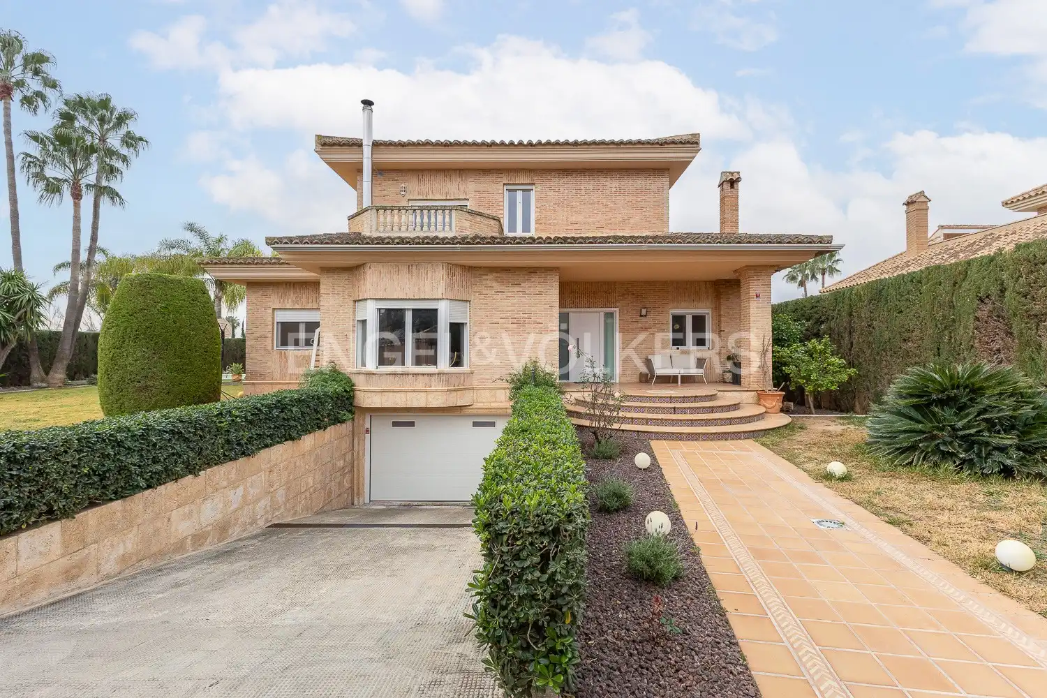 Exterior view of Houses for sale in L'Eliana  with Air Conditioner, Heating and Private garden