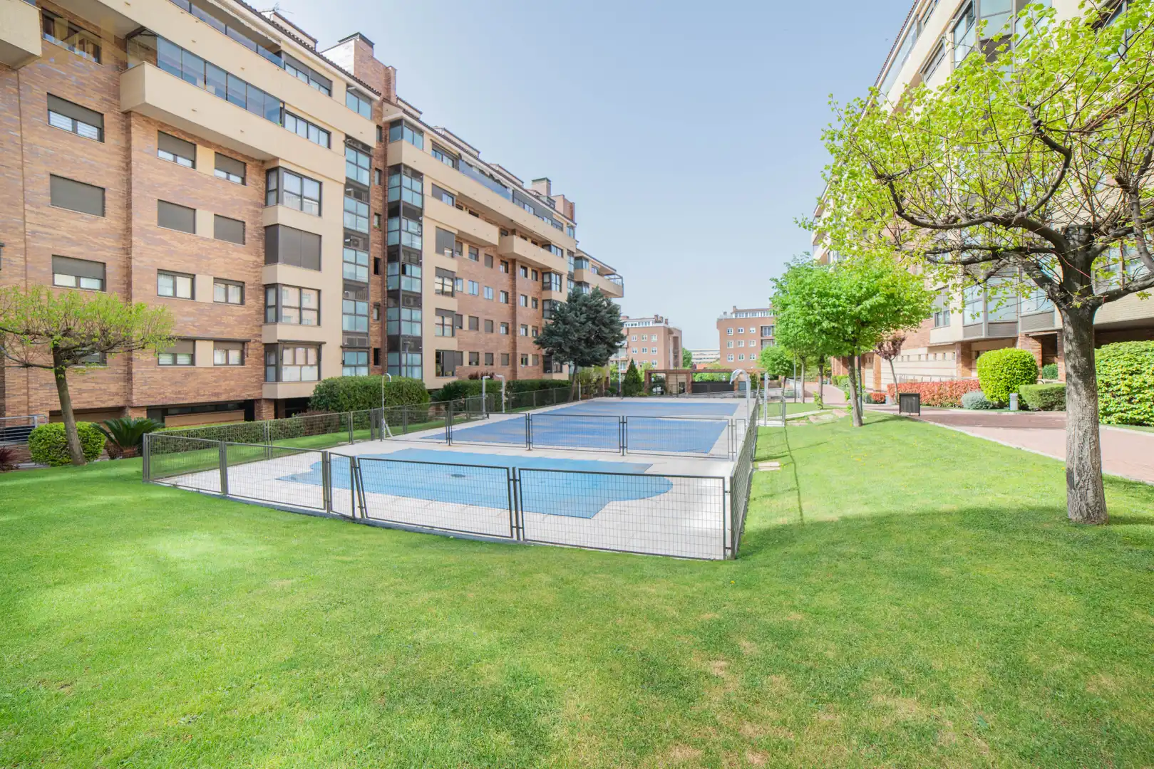 Piscina de Ático en venta en Rivas-Vaciamadrid con Aire acondicionado, Calefacción y Jardín privado