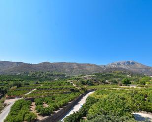 Vista exterior de Finca rústica en venda en Adsubia amb Terrassa