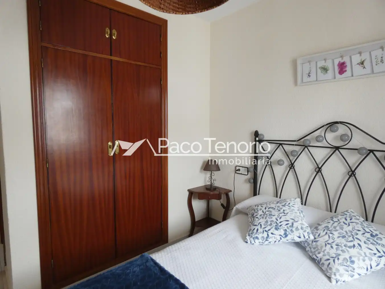 Habitación de Piso en venta en La Antilla con Terraza, Amueblado y Horno