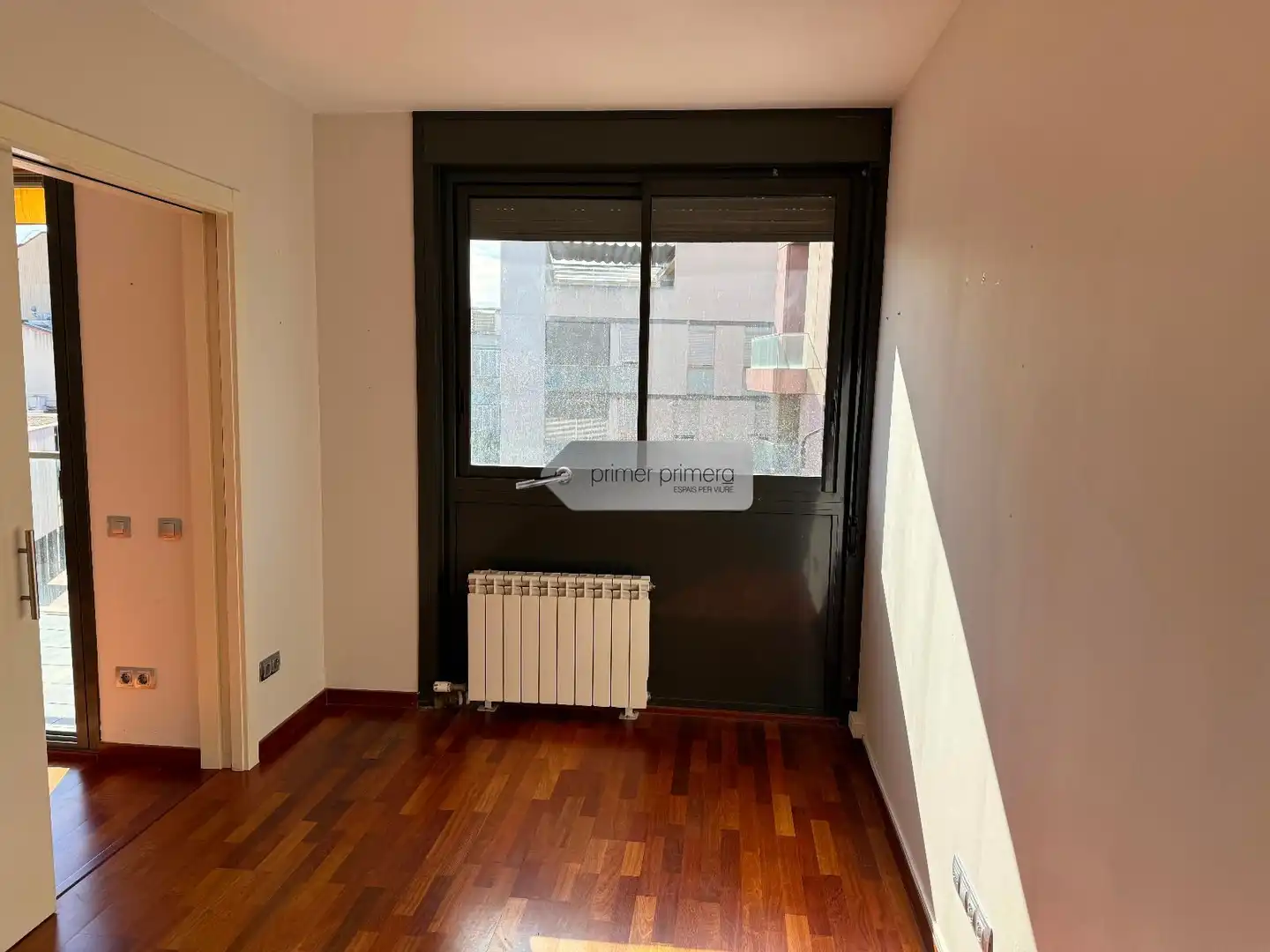 Habitación de Piso de alquiler en Vilanova i la Geltrú con Aire acondicionado, Calefacción y Parquet