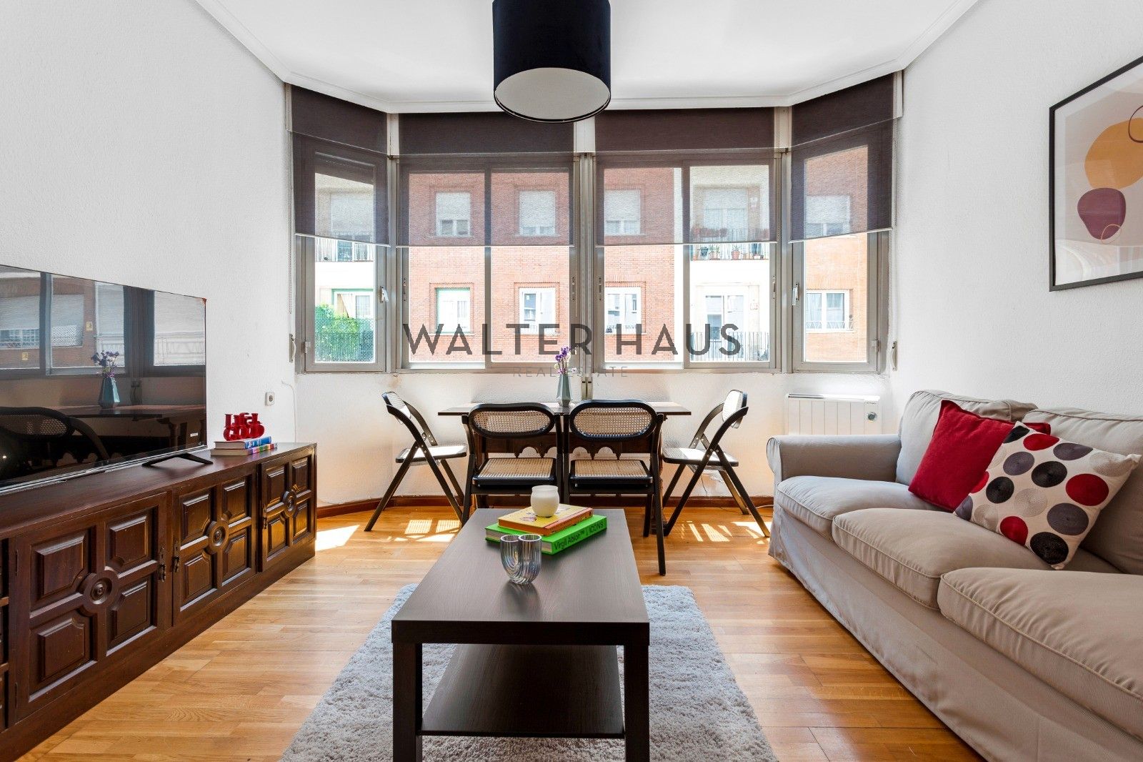 Exterior view of Flat for sale in  Madrid Capital  with Air Conditioner, Heating and Oven