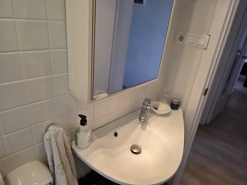 Badezimmer von Wohnungen zum Verkauf in Cullera mit Klimaanlage, Heizung und Parkett