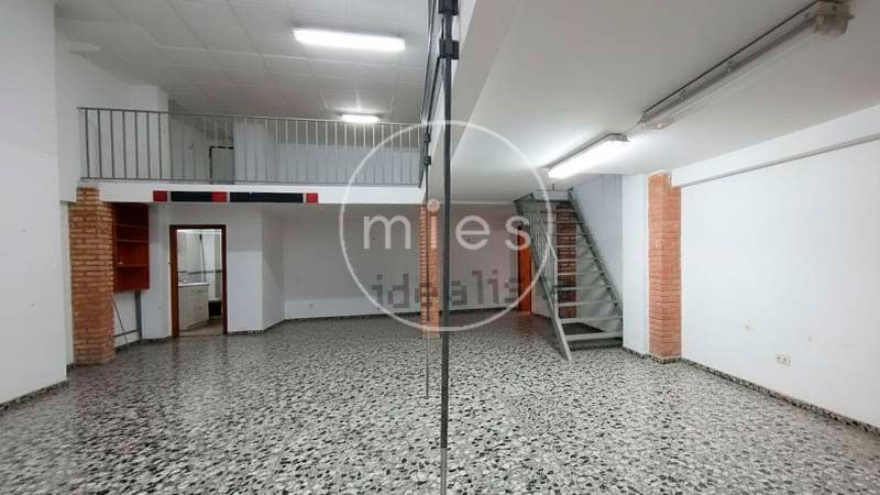 Premises for sale in Torrent
