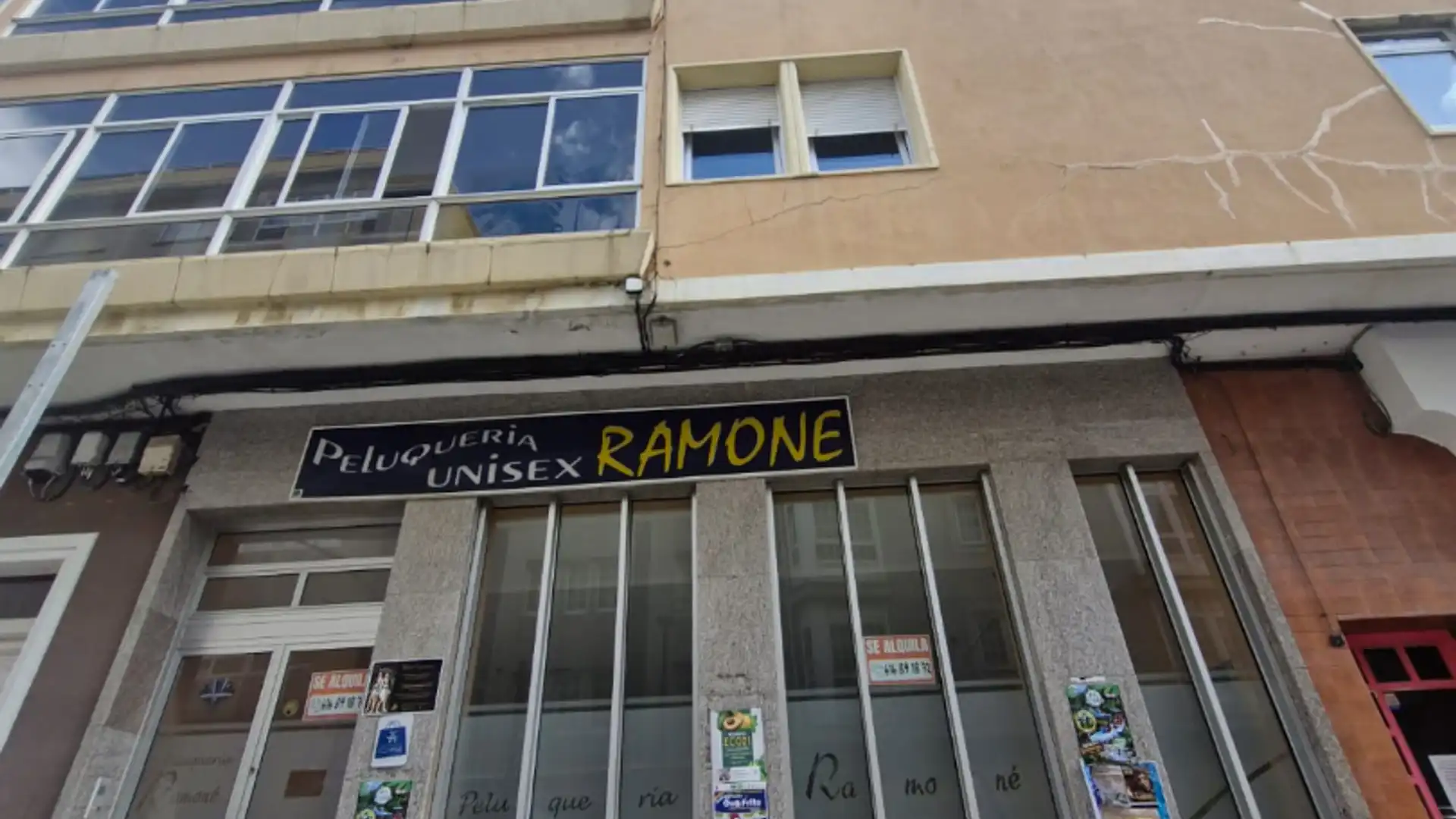 Local en venta en Avenida da Mariña, 24