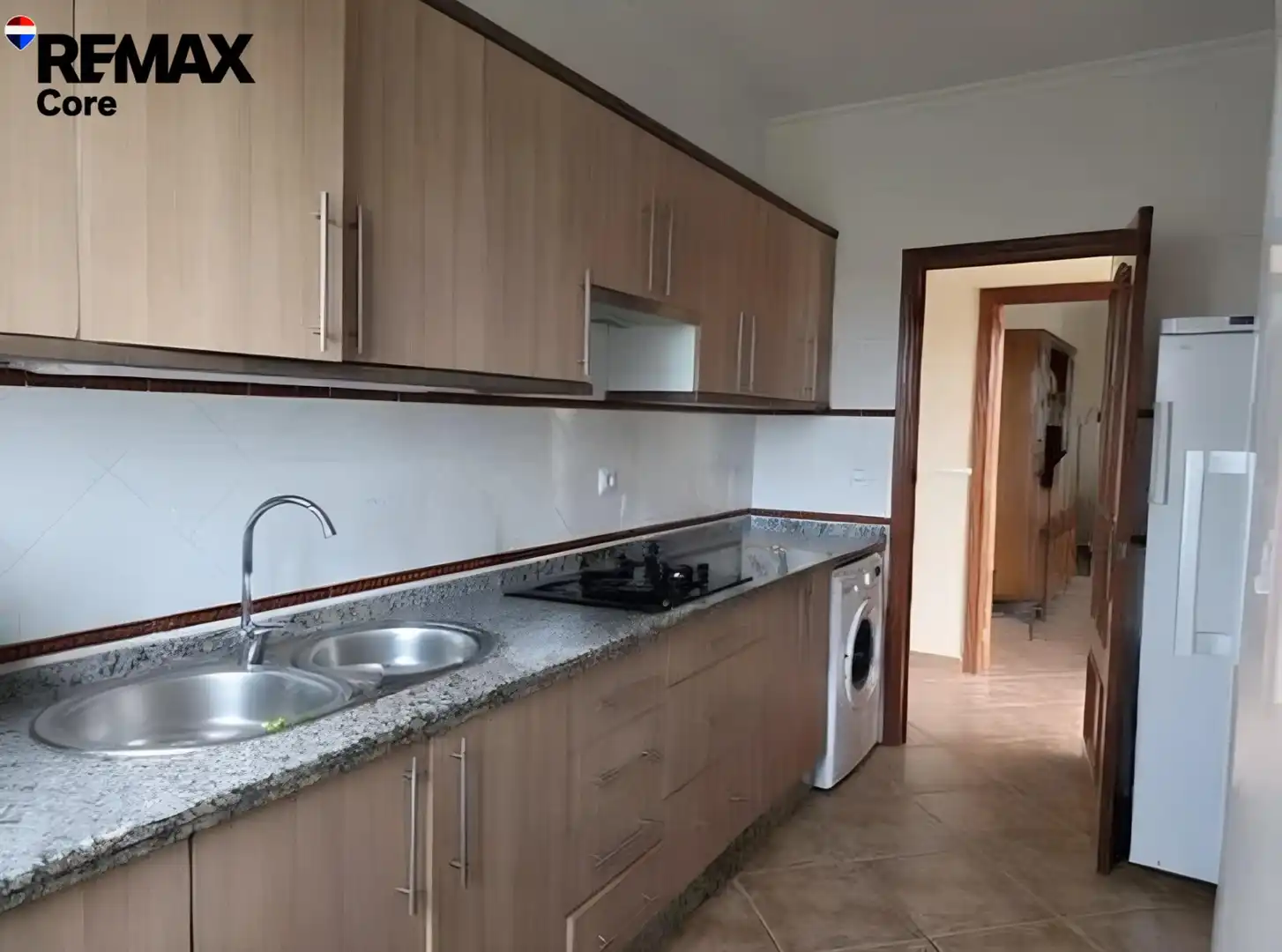 Cuina de Casa o xalet en venda en Badajoz amb Jardí privat, Terrassa i Traster