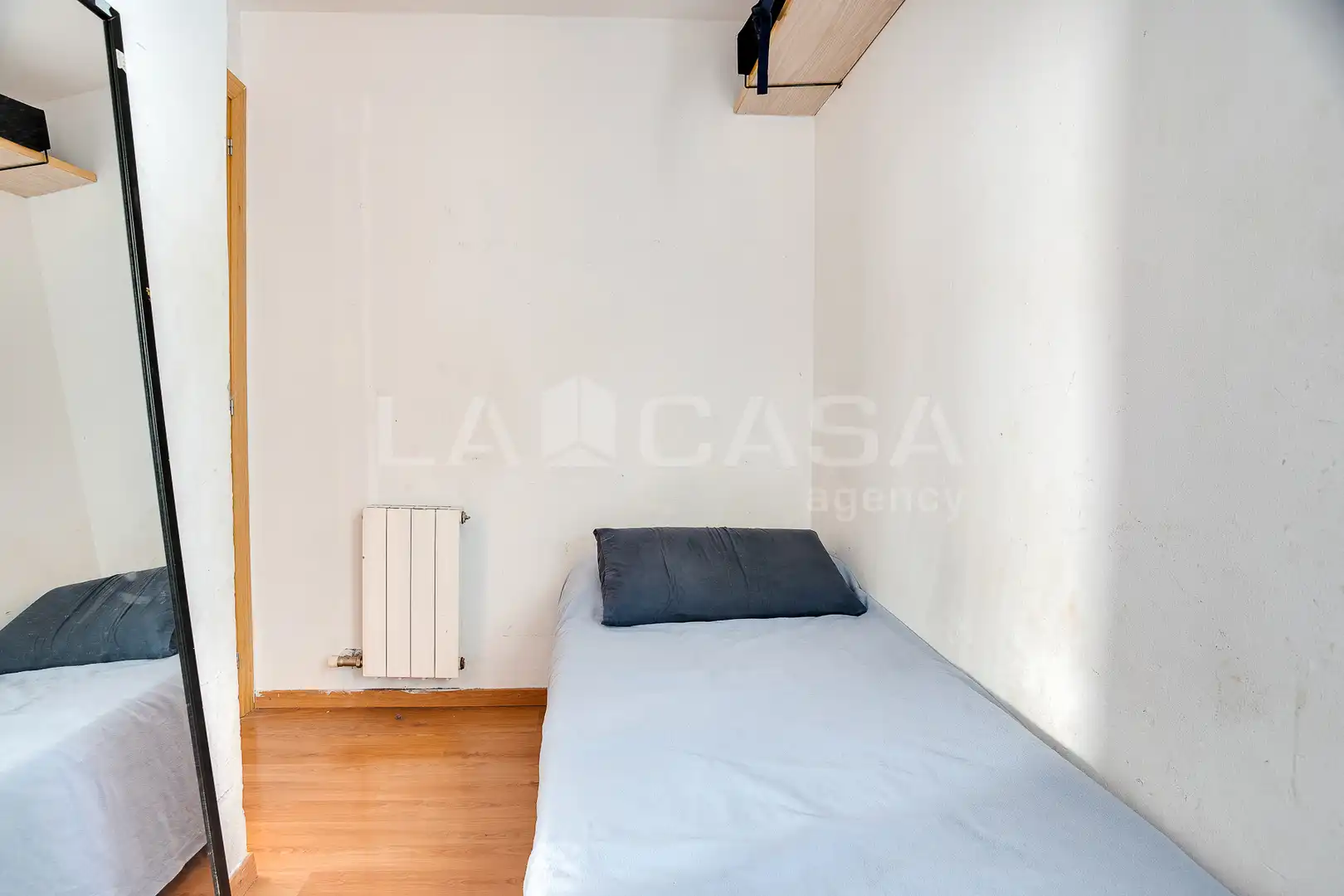 Habitación de Piso en venta en Sant Adrià de Besòs con Balcón