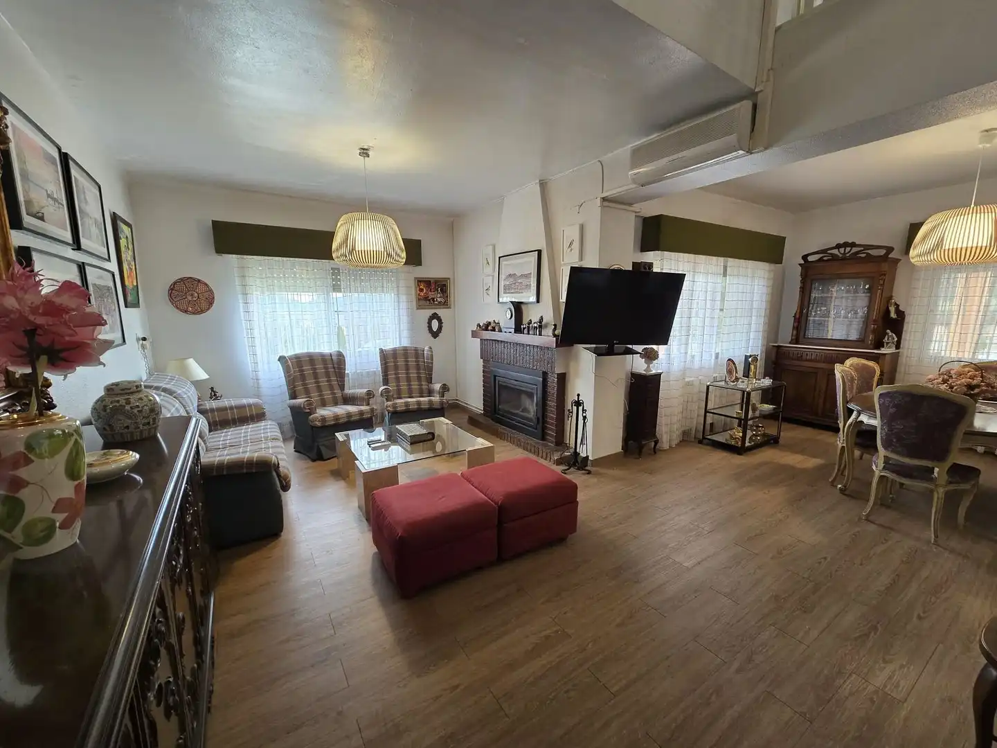 Sala de estar de Finca rústica en venta en Salinas con Aire acondicionado, Calefacción y Terraza