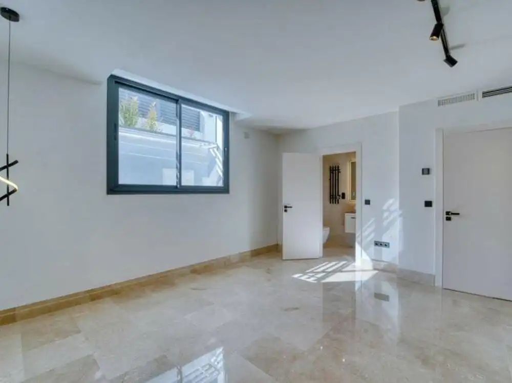 Habitación de Casa o chalet de alquiler en Marbella con Aire acondicionado, Jardín privado y Terraza