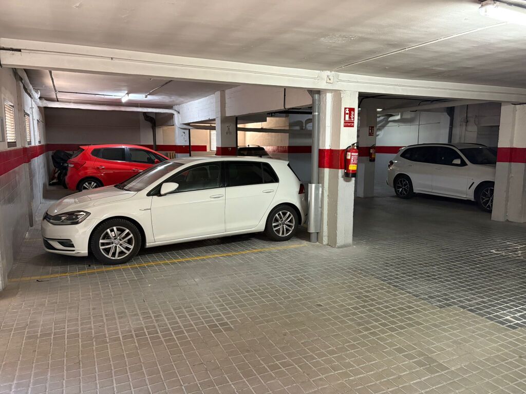 Aparcament de Garatge en venda en  Madrid Capital