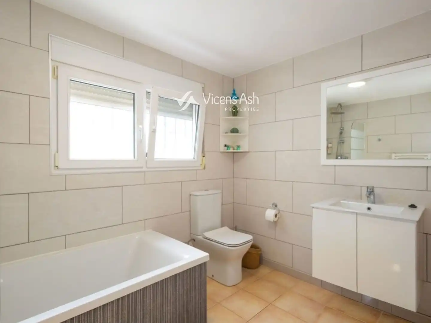 Bathroom of Houses for sale in Jávea / Xàbia  with Air Conditioner, Terrace and Storage room