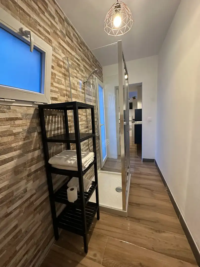 Badezimmer von Wohnung zur untervermieten in Burjassot mit Heizung, Terrasse und Möbliert