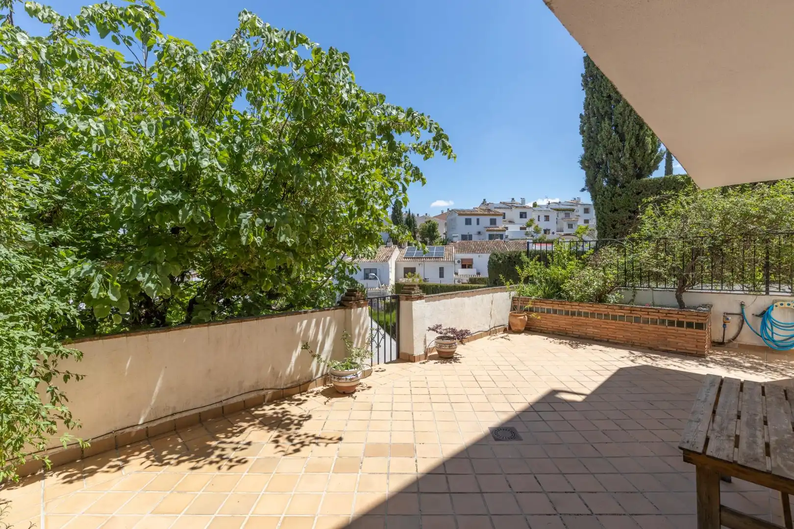 Terrassa de Casa o xalet en venda en La Zubia amb Aire condicionat, Calefacció i Piscina comunitària