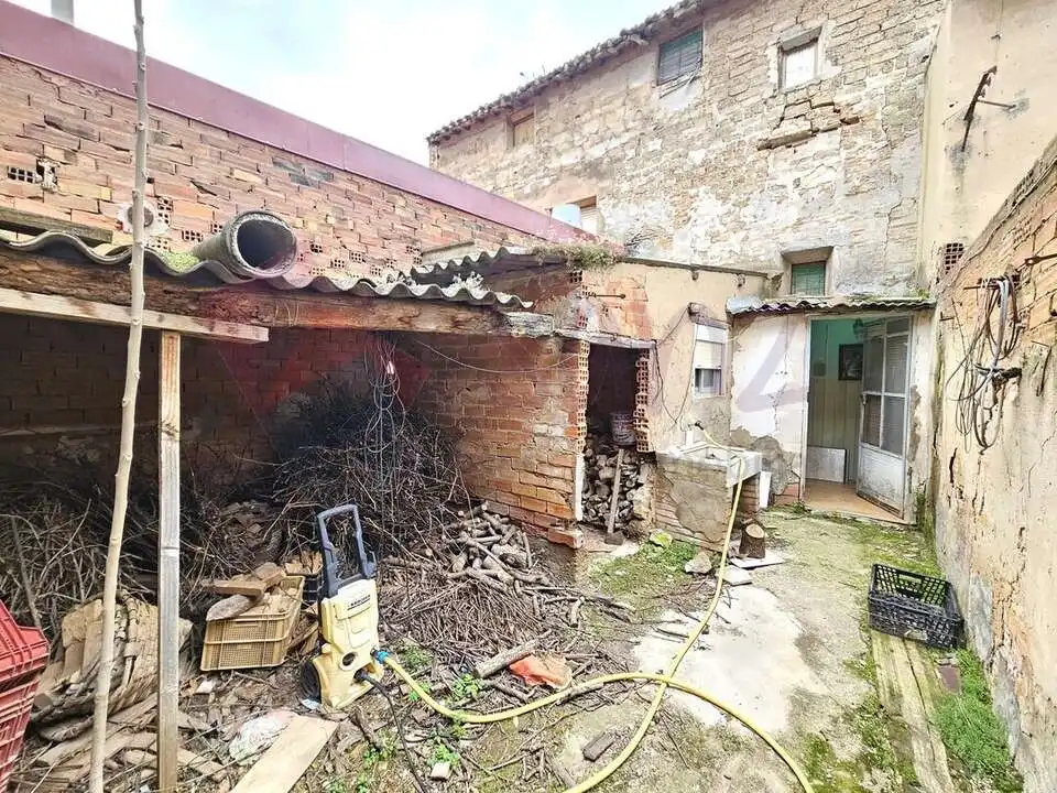 Vista exterior de Casa o xalet en venda en Arrúbal amb Jardí privat i Terrassa