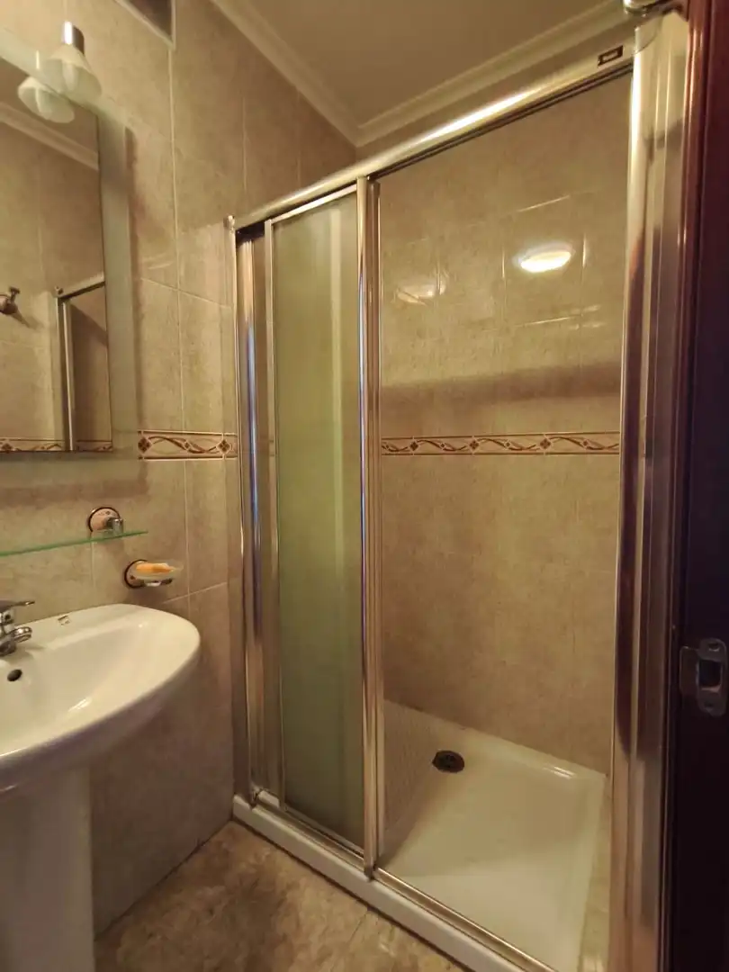 Baño de Dúplex en venta en Bárcena de Cicero con Calefacción, Terraza y Trastero