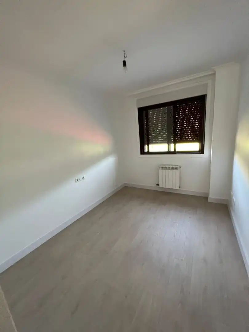 Bedroom of Flat for sale in Poio  with Heating, Parquet flooring and Oven