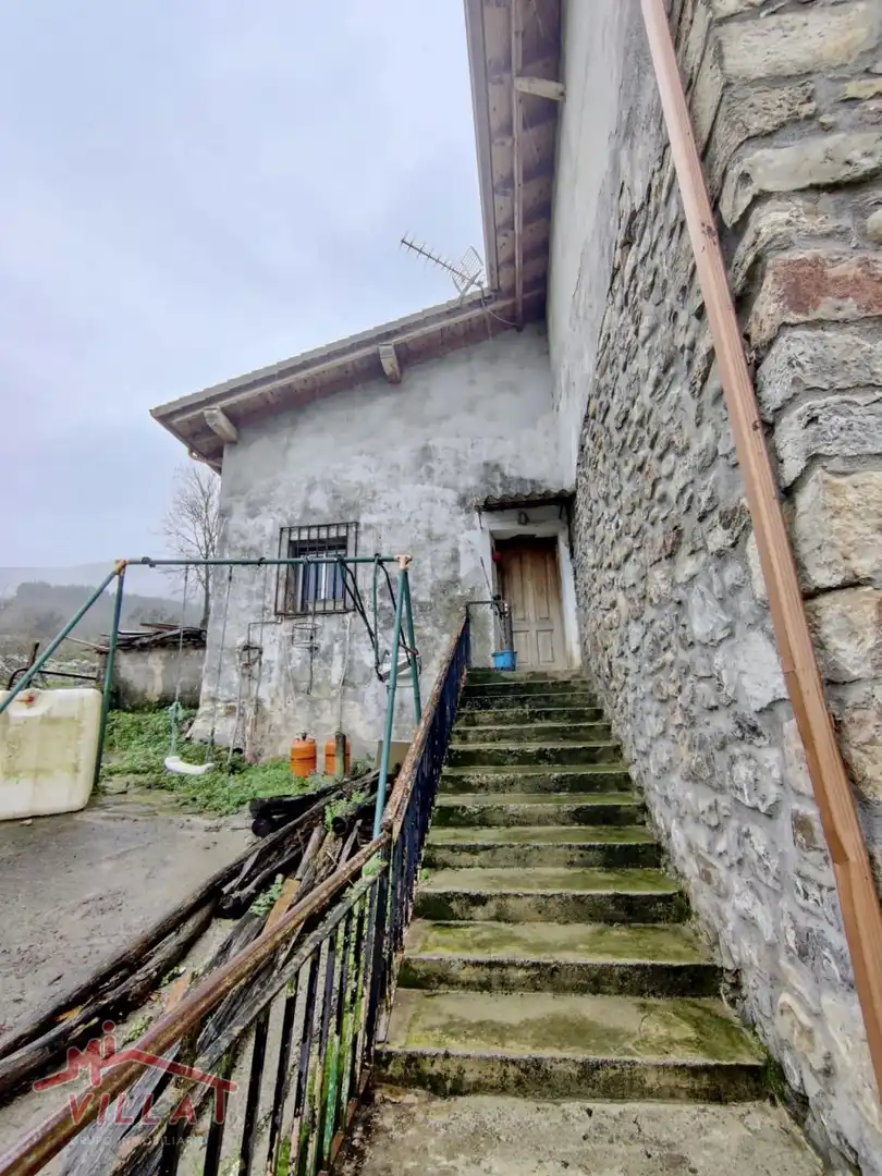 Vista exterior de Casa o xalet en venda en Ramales de la Victoria amb Terrassa