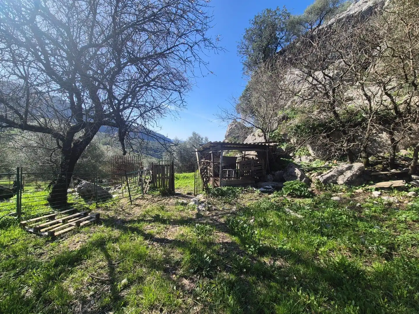 Residencial en venda en Benaocaz