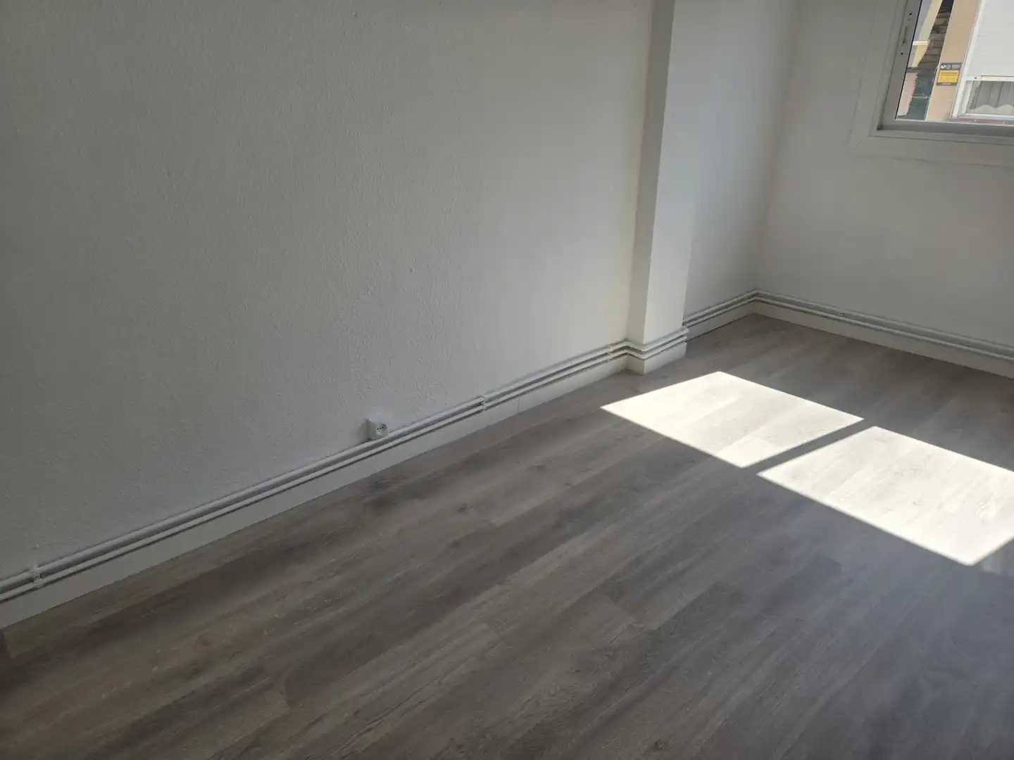 Bedroom of Flat for sale in L'Hospitalet de Llobregat  with Heating, Oven and Balcony