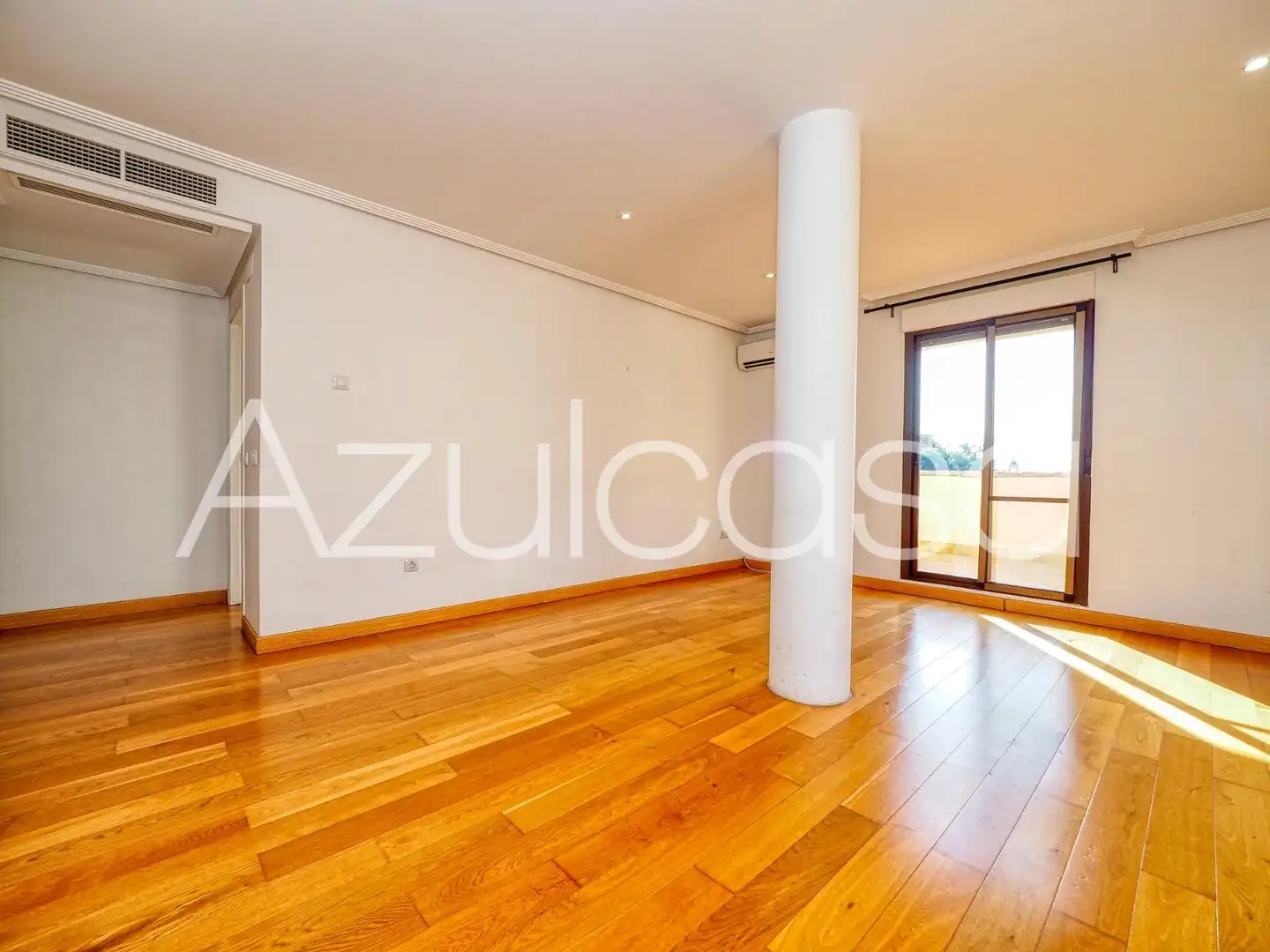 Dormitori de Àtic en venda en Alicante / Alacant amb Aire condicionat, Parquet i Terrassa