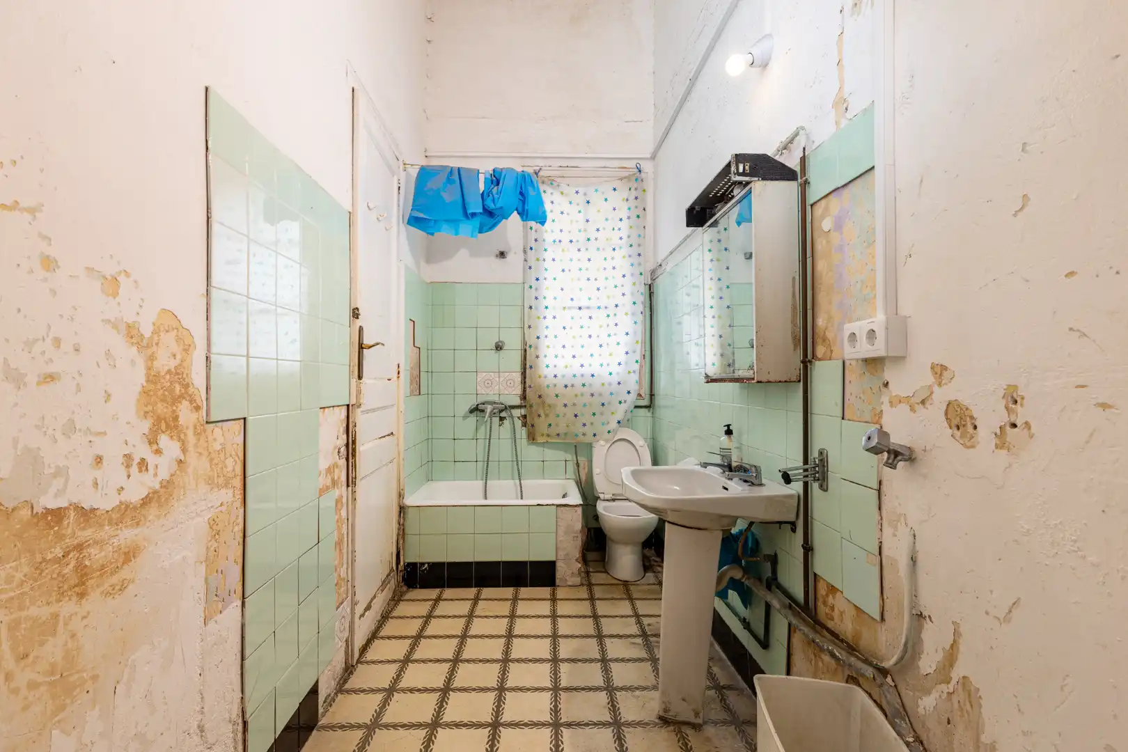 Bathroom of Flat for sale in Barcelona  with Private garden and Terrace