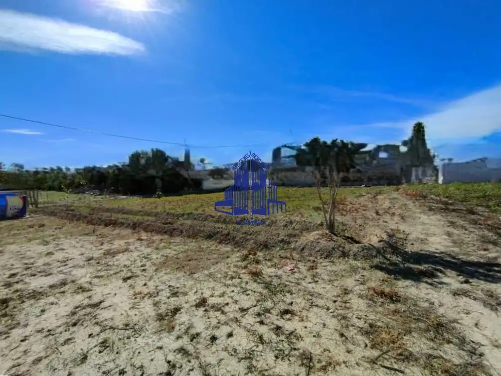 Terreny residencial en venda a Fortuna