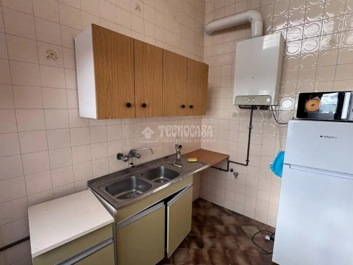 Küche von Wohnung zum Verkauf in Valencia de Don Juan mit Heizung, Parkett und Terrasse