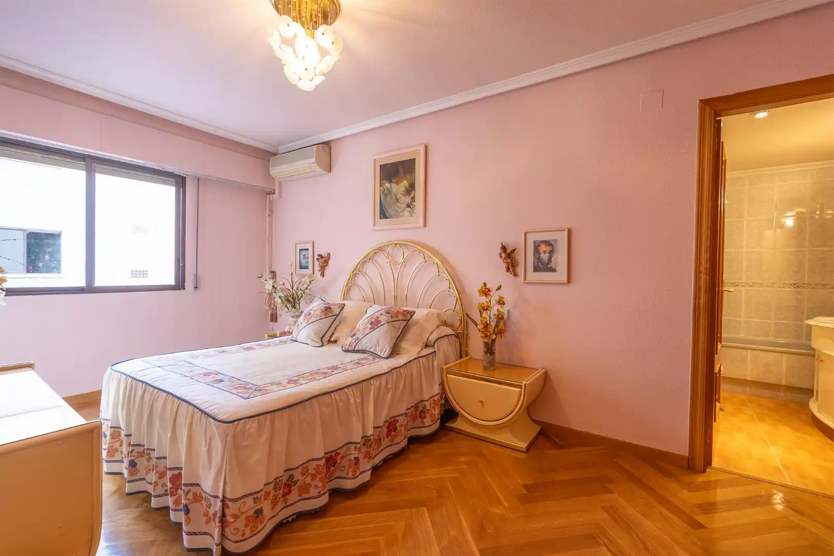 Flat for sale in Calle SAN VICENTE, Mercado
