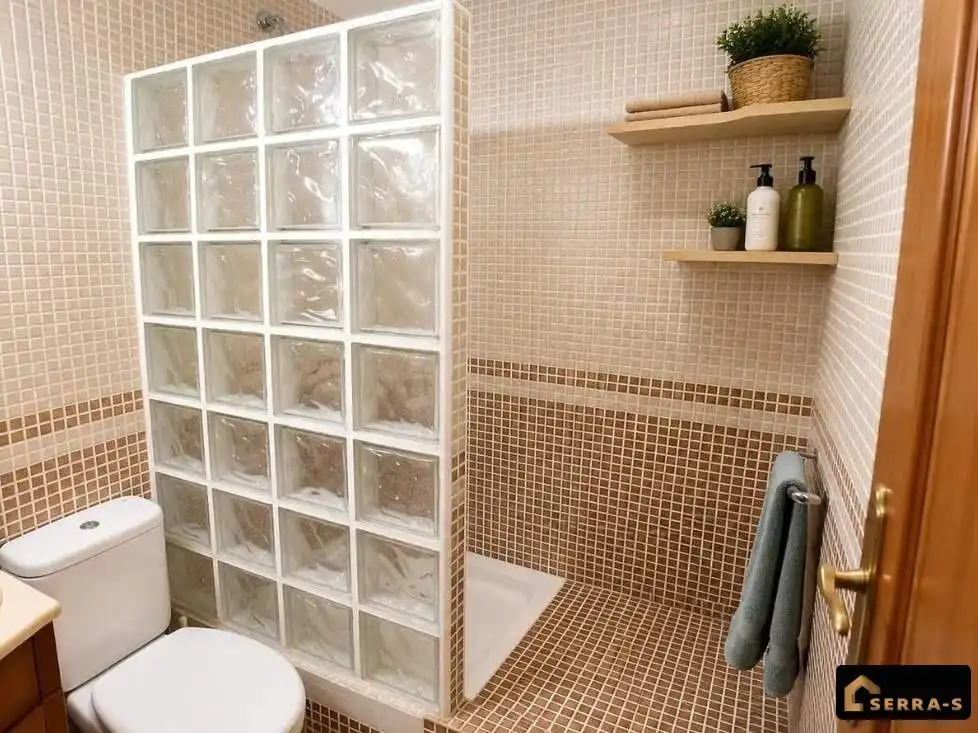 Baño de Piso en venta en Malgrat de Mar con Aire acondicionado, Calefacción y Terraza