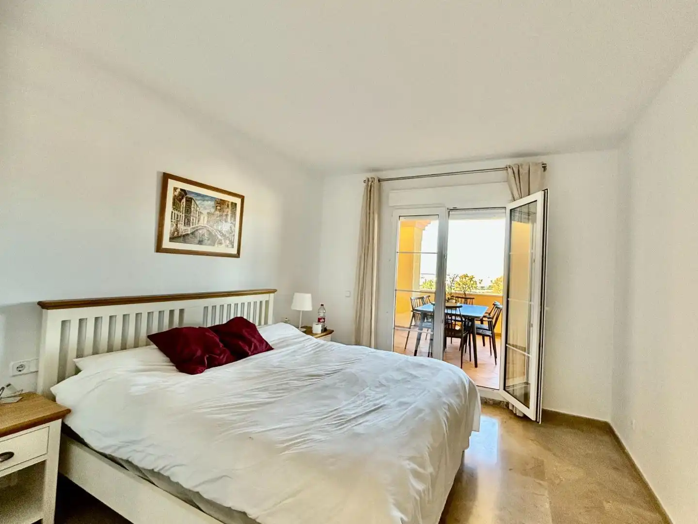 Bedroom of Flat for rent in Nueva Andalucía