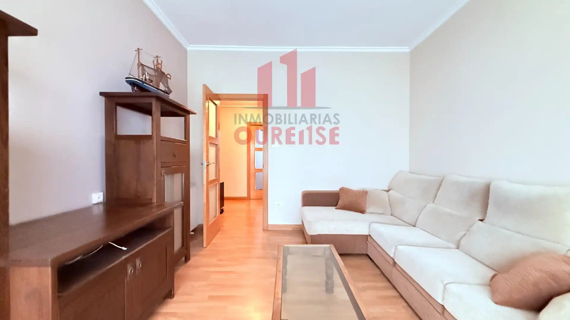 Living room of Flat for rent in Ourense Capital   with Heating and Furnished