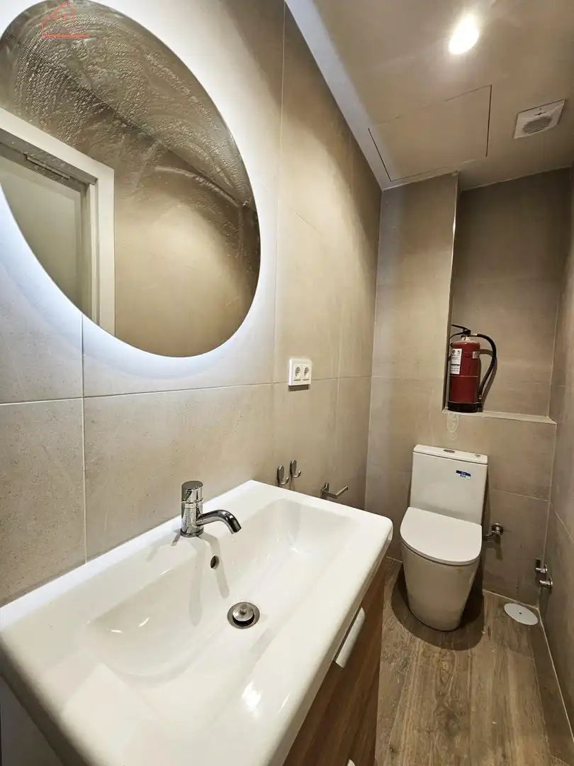 Flat for rent in Calle Espinar, Vista Alegre