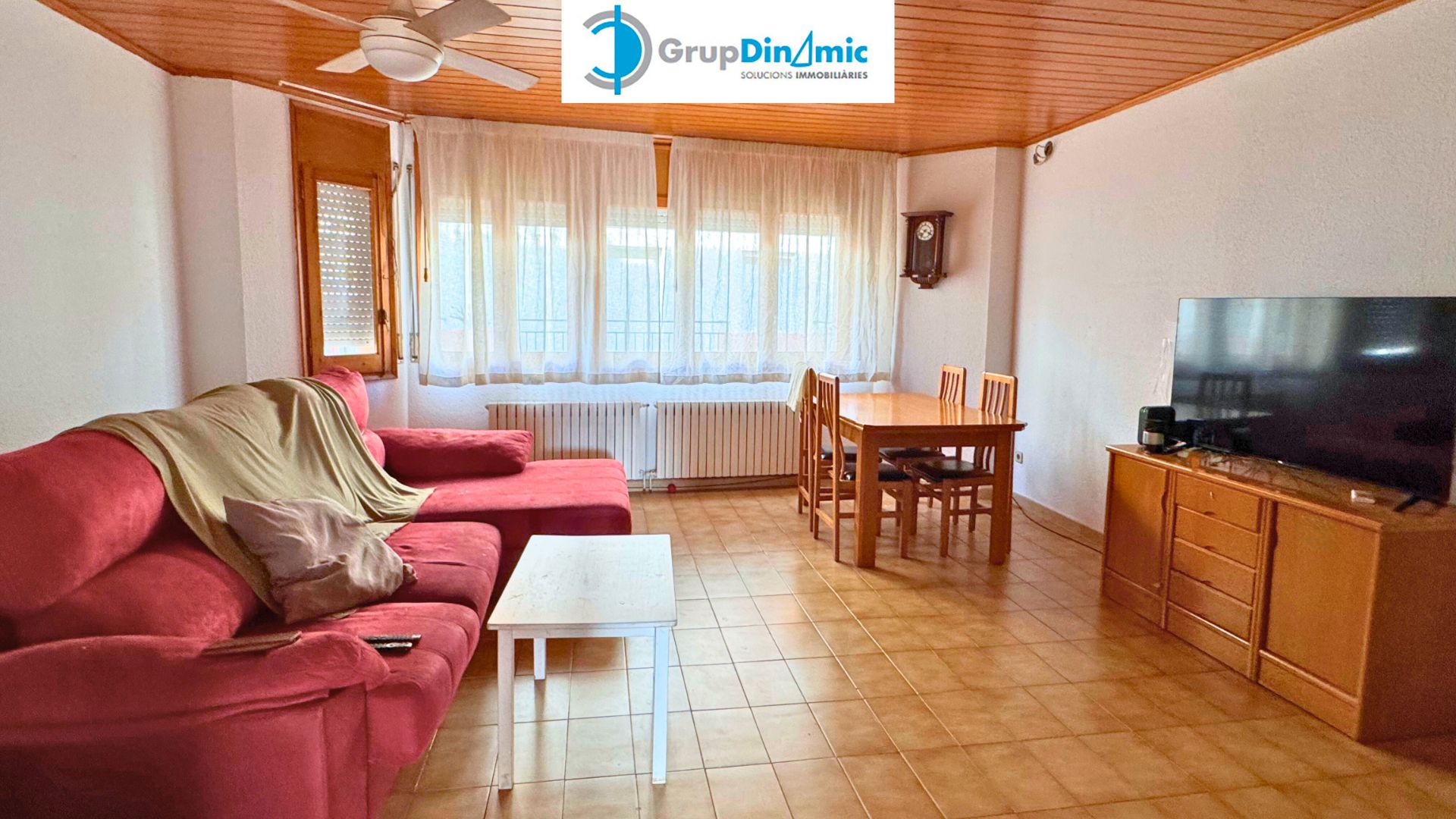 Sala d'estar de Casa adosada en venda en Palamós amb Calefacció i Terrassa