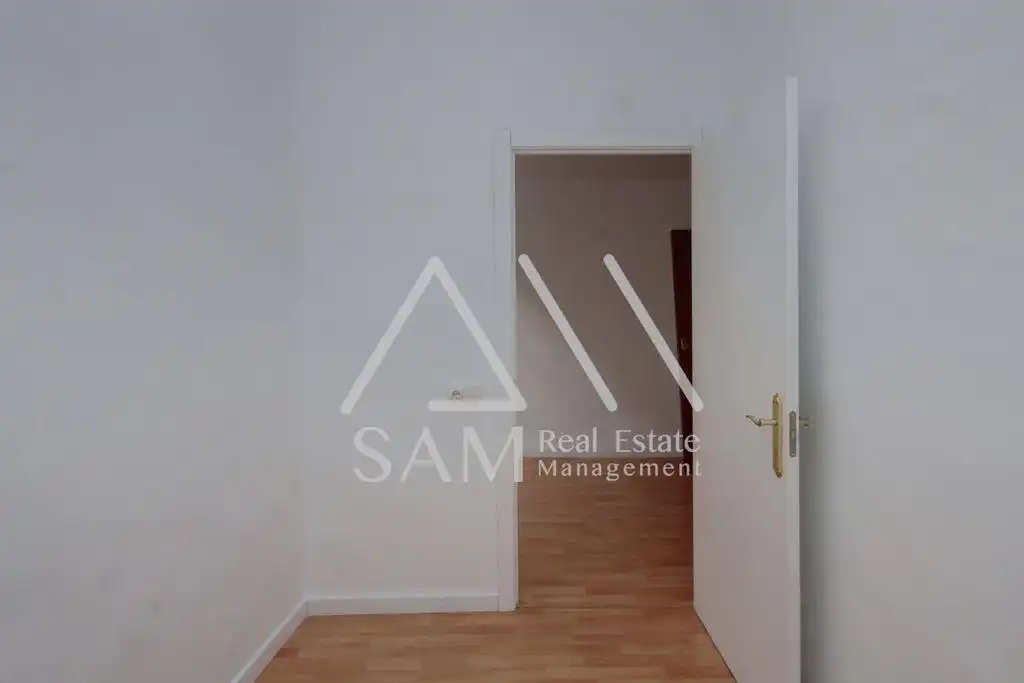 Appartamento con terrazza in vendita a Ciutat Vella, imagen 9