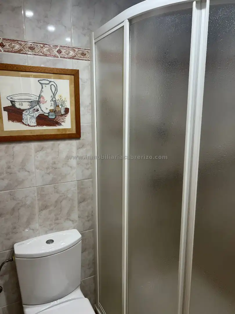 Baño de Piso en venta en  Logroño con Aire acondicionado, Calefacción y Parquet