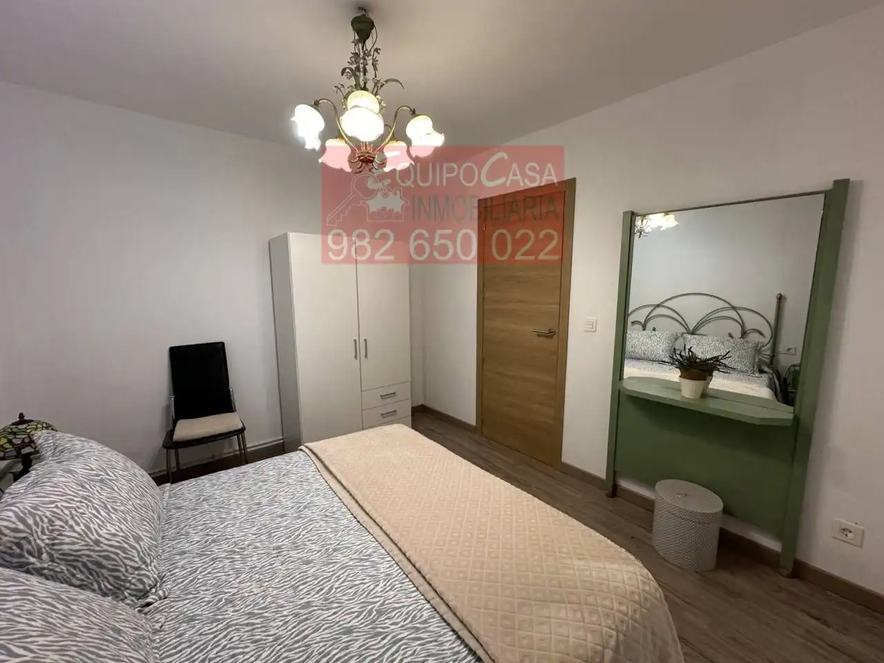 Habitación de Casa adosada en venta en Lugo con Calefacción, Jardín privado y Terraza